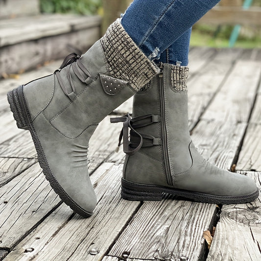 Botas vintage clássicas de cano médio – gola elástica e design com atacadores para barrigas das pernas largas/grandes